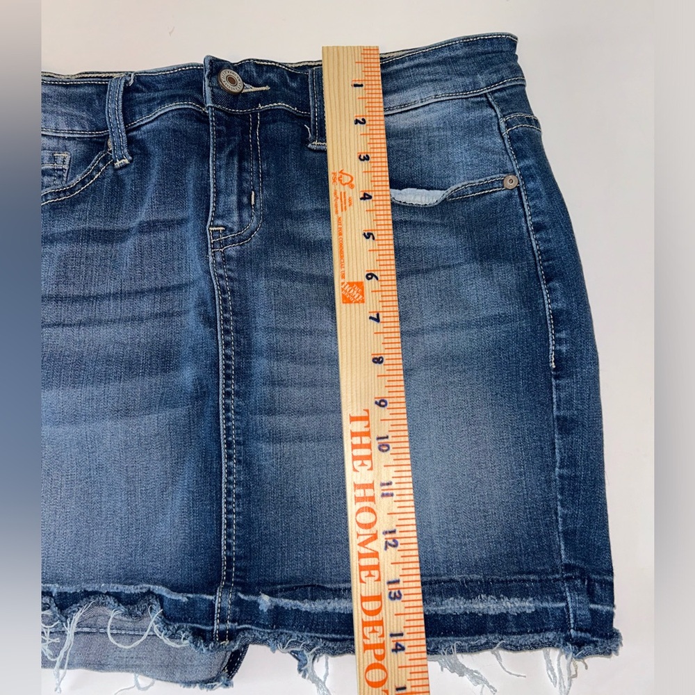 KanCan distressed raw hem‎ medium wash rear split jean mini skirt size Medium - Picture 4 of 13